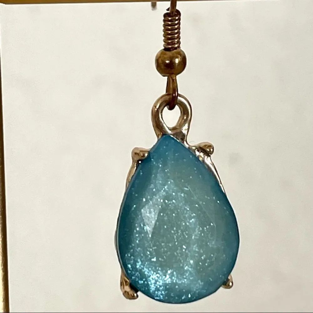Blue gold tone drop earrings - Picture 4 of 10